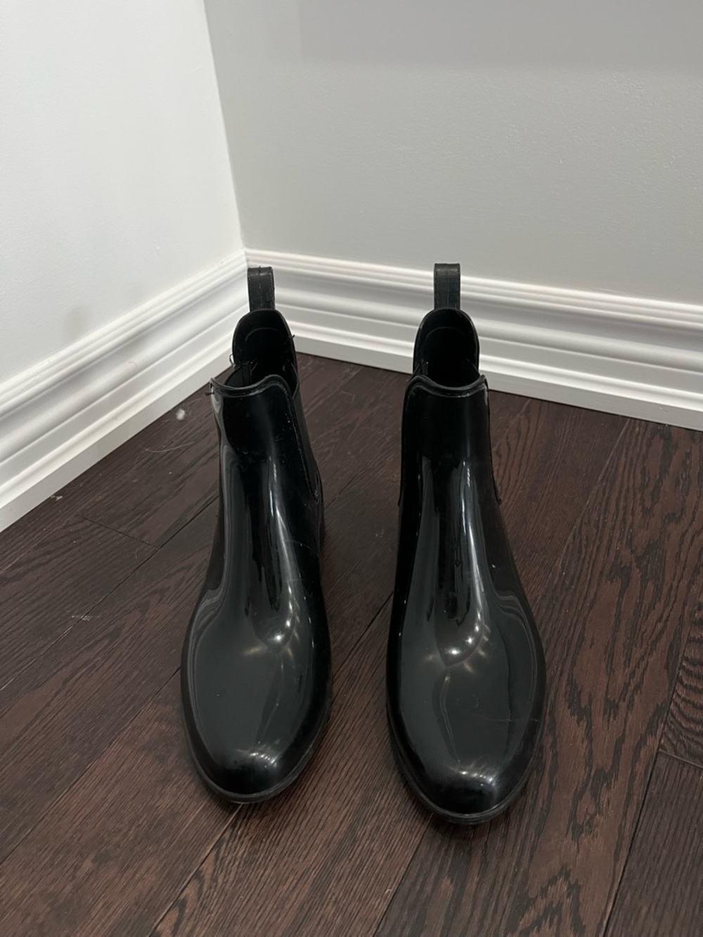 London Fog rain boots black